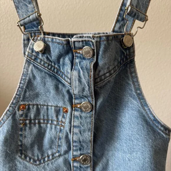 ZARA Girls Denim Overall Dress Light Wash Size 8 Pinafore Jumper Classic Button - Picture 4 of 15